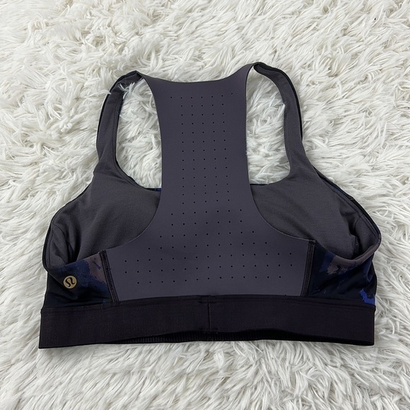 Lululemon Take The Moment Bra *Print Washed Camo Small Dark Indigo Multi - Picture 2 of 5